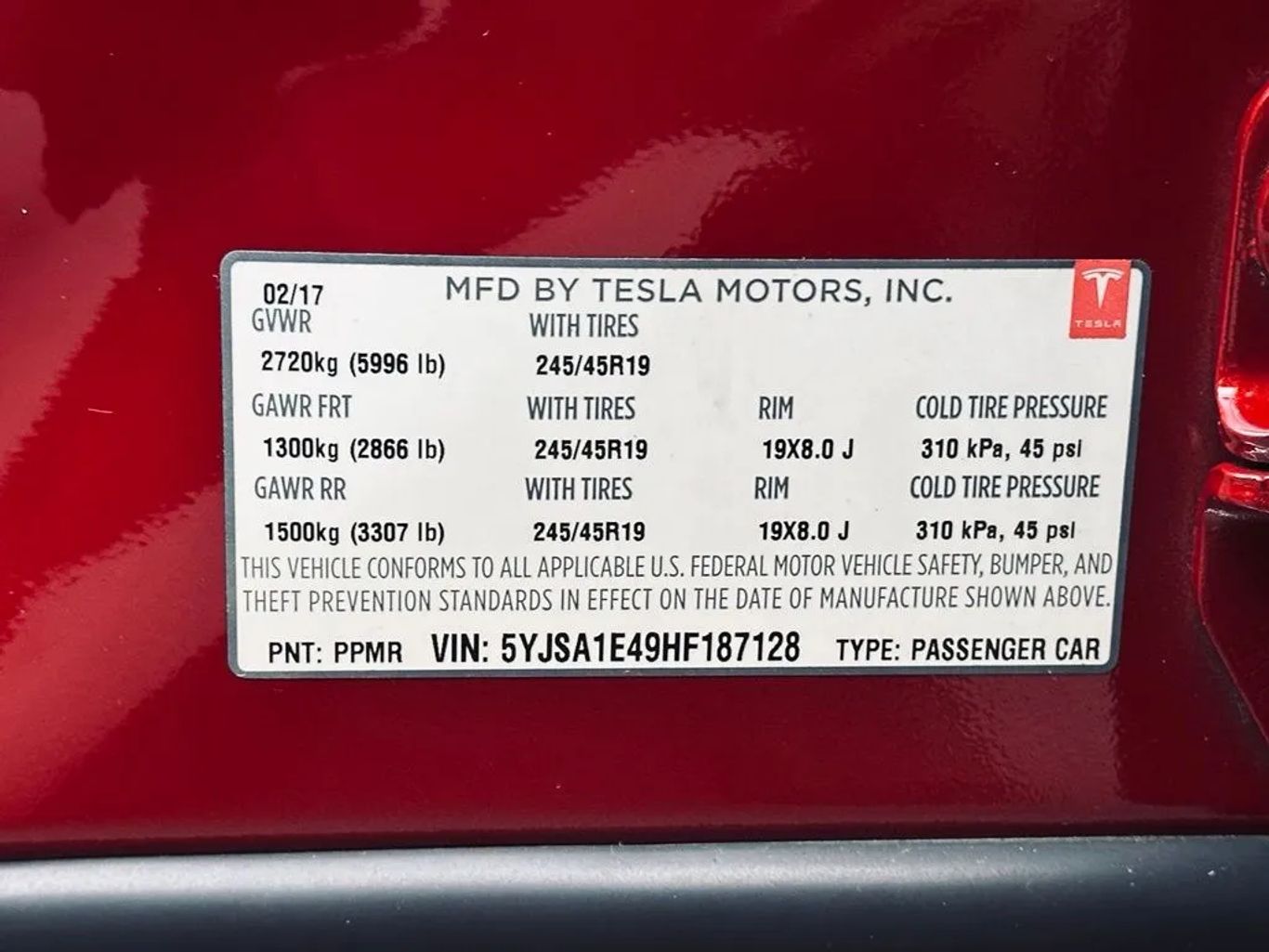 tesla model s 2017 5YJSA1E49HF187128 image tesla model s 2017 5YJSA1E49HF187128 image